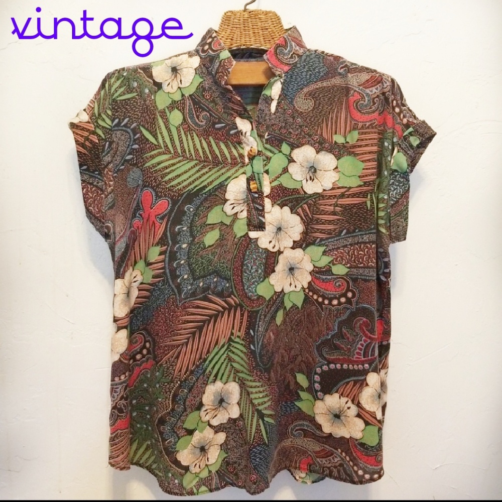 Vintage Lady Caribou floral top